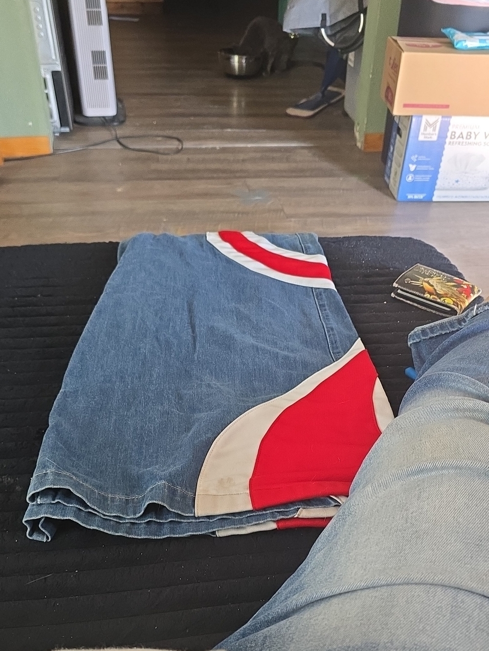 JNCO Women's Blue Jeans with Red and White Accents - Picture 3 of 3